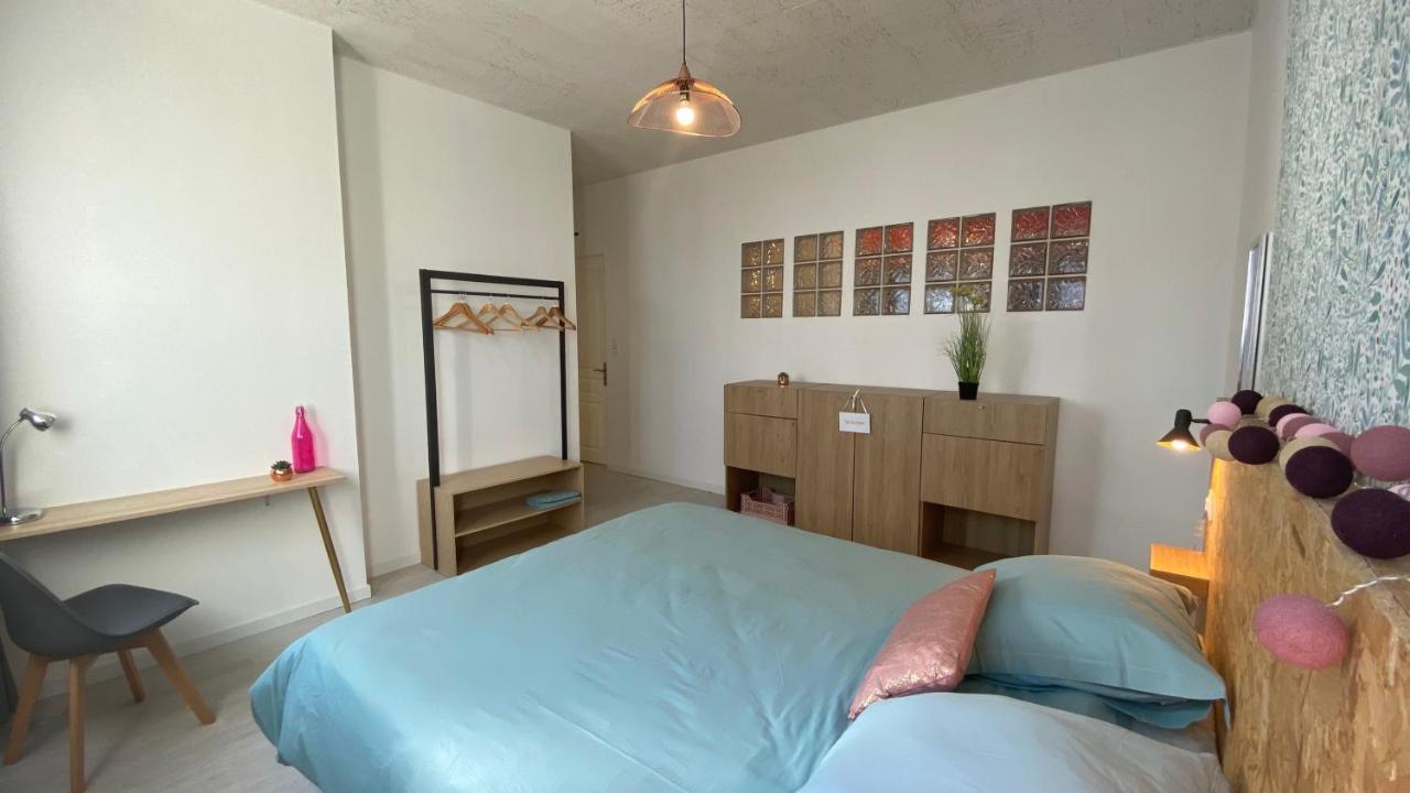 La Maison D'Angelique: Gare-Adjacent Colocation with Fiber & Netflix Niort Exterior photo